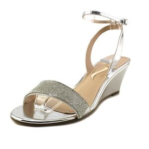 Nina Nolina Silver Rhinestone Wedge Sandals Size 8.5M New Without Box 2.5” heel